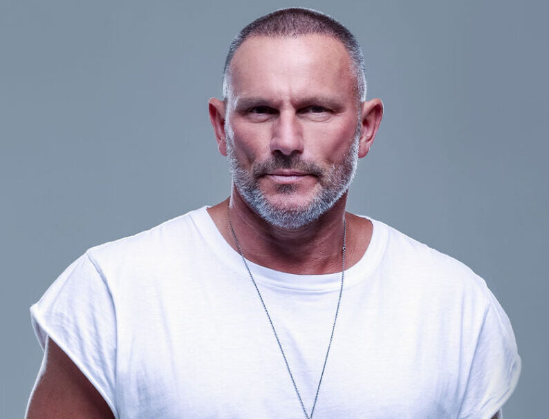 Weekly Spotlight: Mark Knight